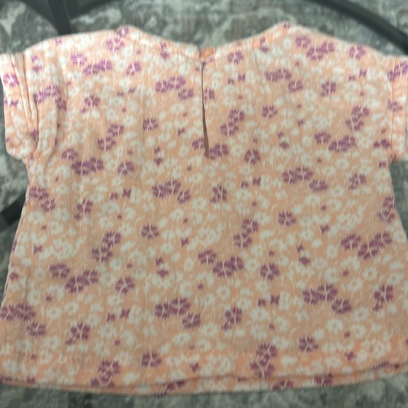 The gap basics cotton gauze baby tee size baby shirt. 3 for $35 ⭐️ - Picture 2 of 2